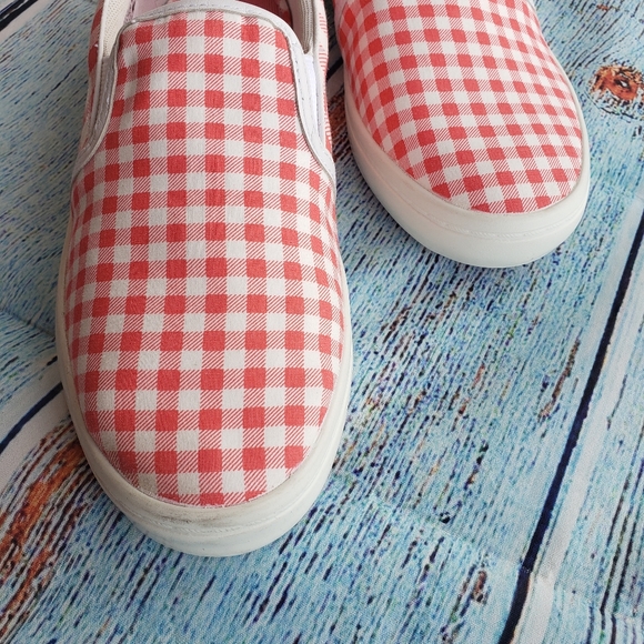 Lacoste Woman's Gazon Pink Gingham Slip-on Canvas - Picture 3 of 8